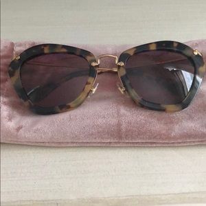MIU MIU TORTOISE SUNGLASSES